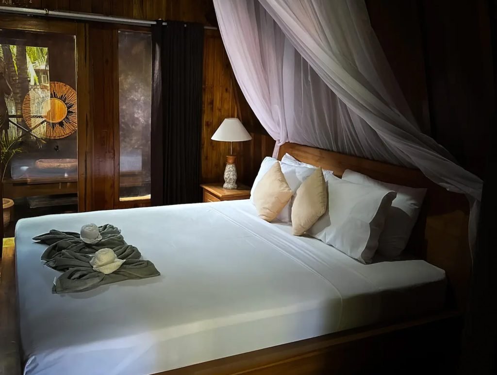 Double bedroom at Hakuna Matata Hotel Gili Air